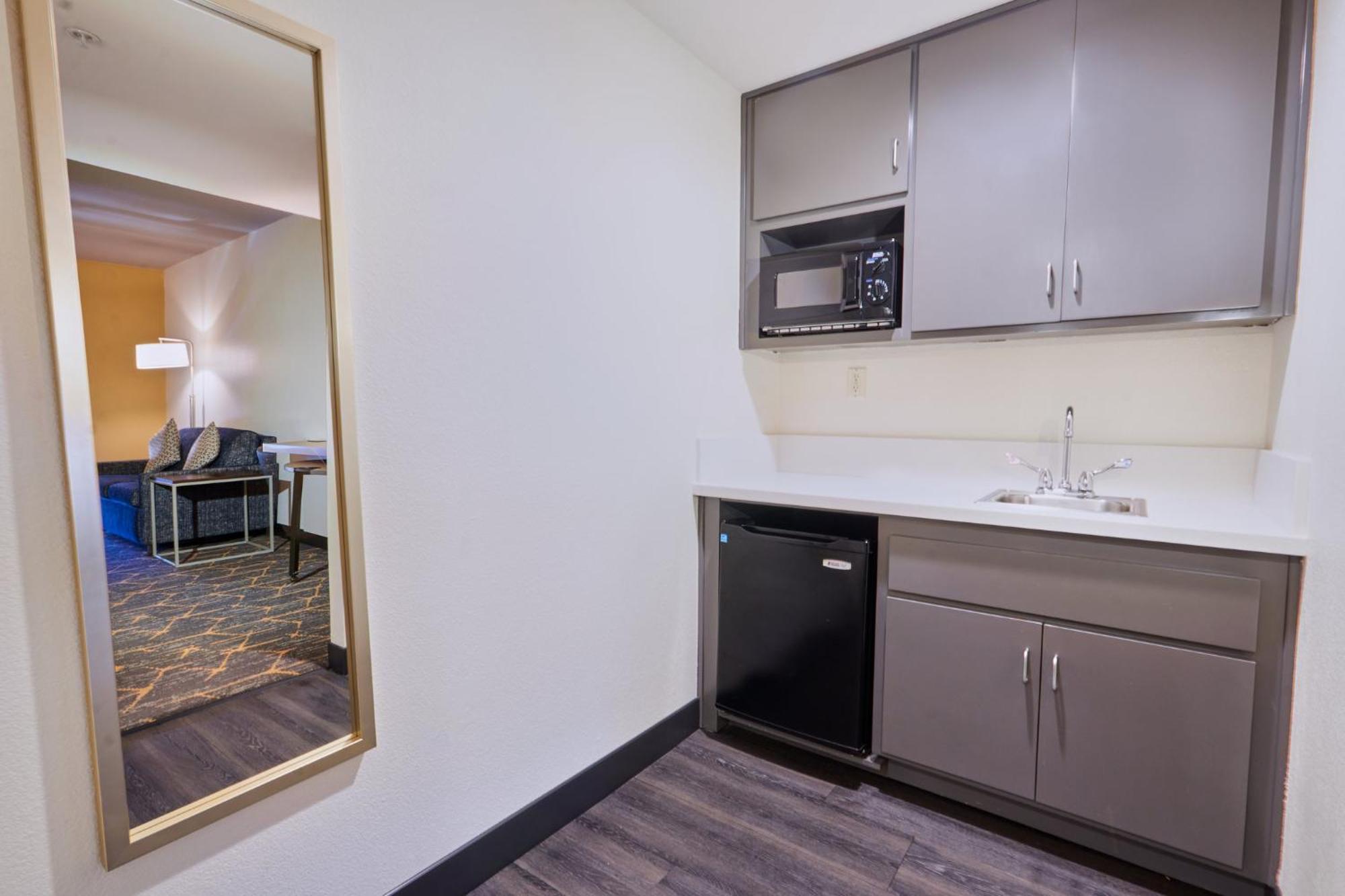 Holiday Inn Oakland Airport By Ihg מראה חיצוני תמונה